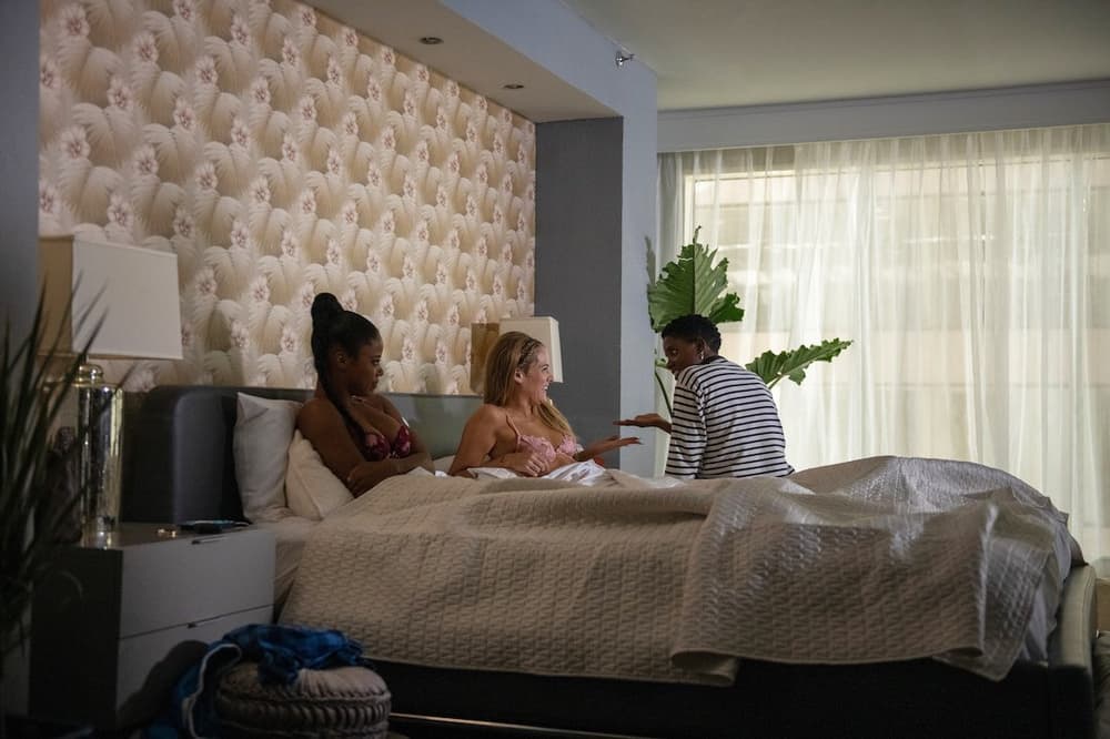 Zola Janicza Bravo Riley Keough Taylour Paige Joi McMillon