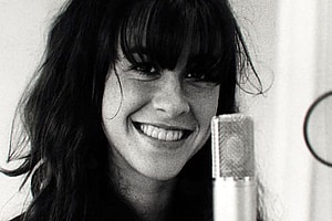 Alanis Morrisette Says She Was Raped at 15 in New Documentary Jagged