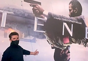 Tom Cruise Tenet Bella Thorne