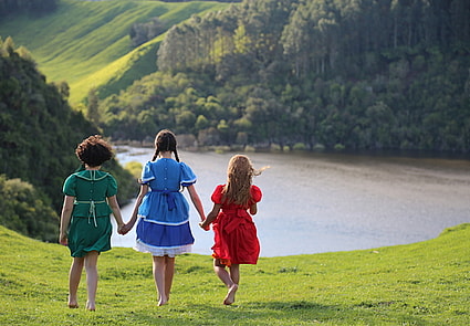 Young Mata, Young Makareta, Young Missy Māori COUSINS