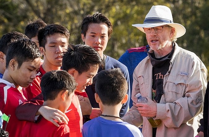 Thirteen Lives Viggo Mortensen Colin Farrell Ron Howard