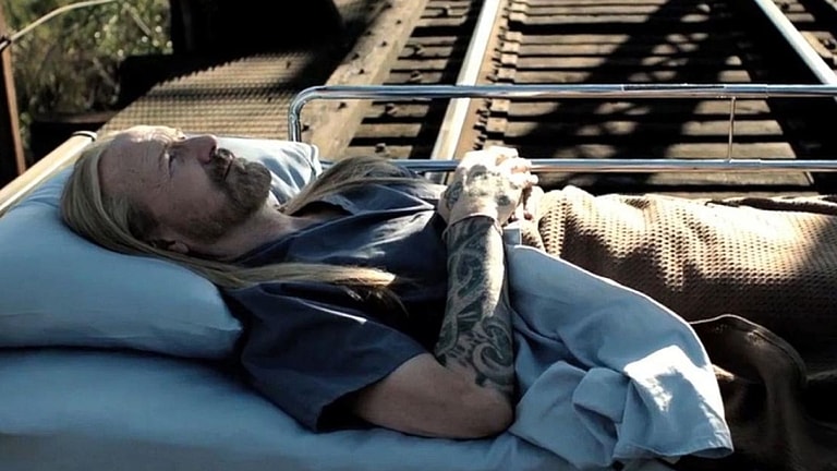 William Hurt in Midnight Rider