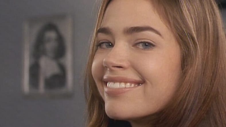 Movies That Do the Same Thing They Satirize Starship Troopers