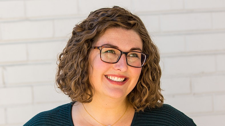 Laura Kroeger Bigger in Texas Big Break