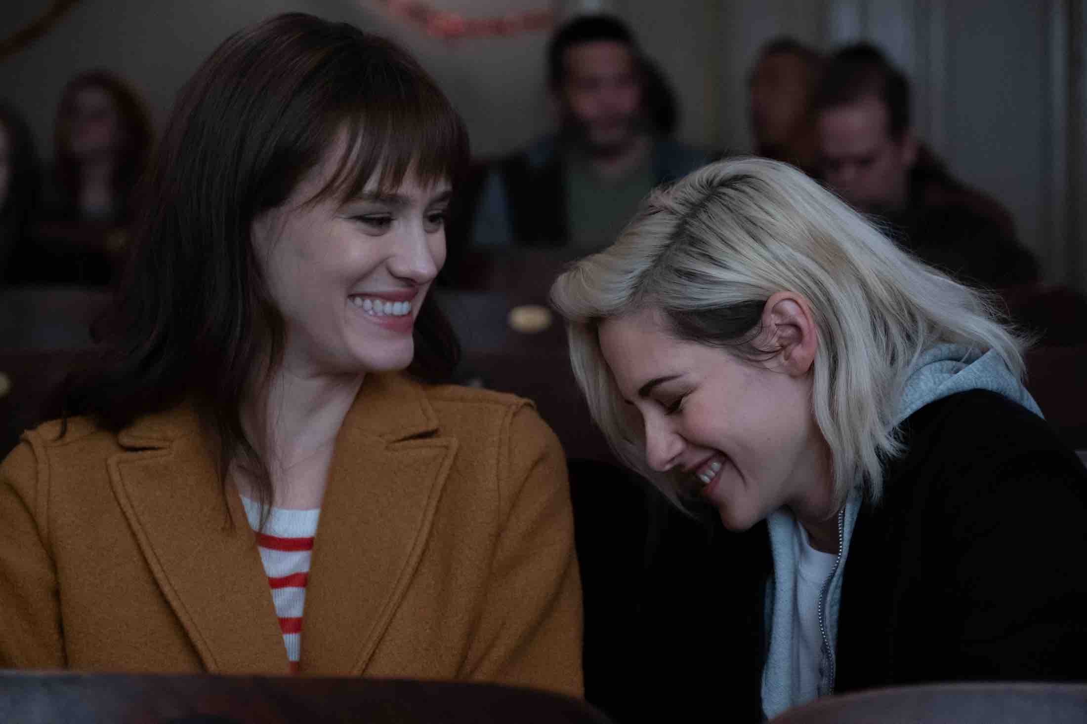 Kristen Stewart Happiest Season Clea DuVall Mackenzie Davis