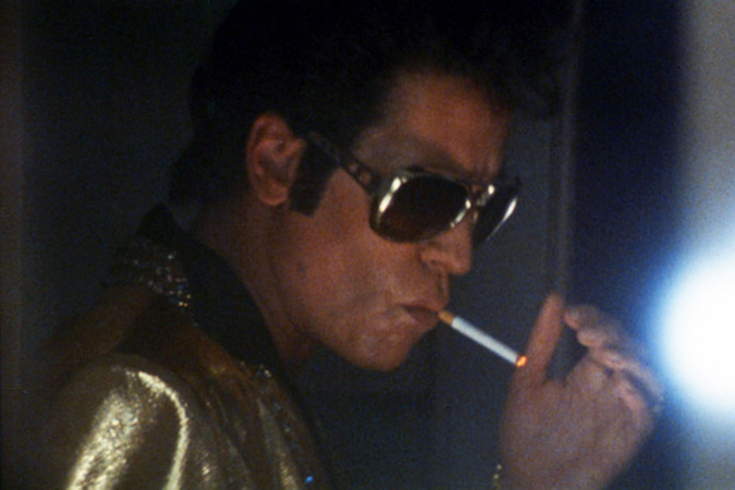 did elvis presley smoke cigarettes Elvis Presley The TCB Band Elvis smoking a cigarette around the time of filming did elvis presley smoke cigarettes Elvis Presley The TCB Band Elvis smoking a cigarette around the time of filming