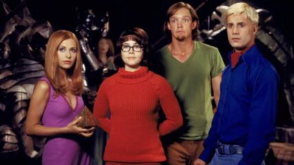Sarah Michelle Gellar Says 'Steamy' Queer Kiss Was Cut From Scooby Doo