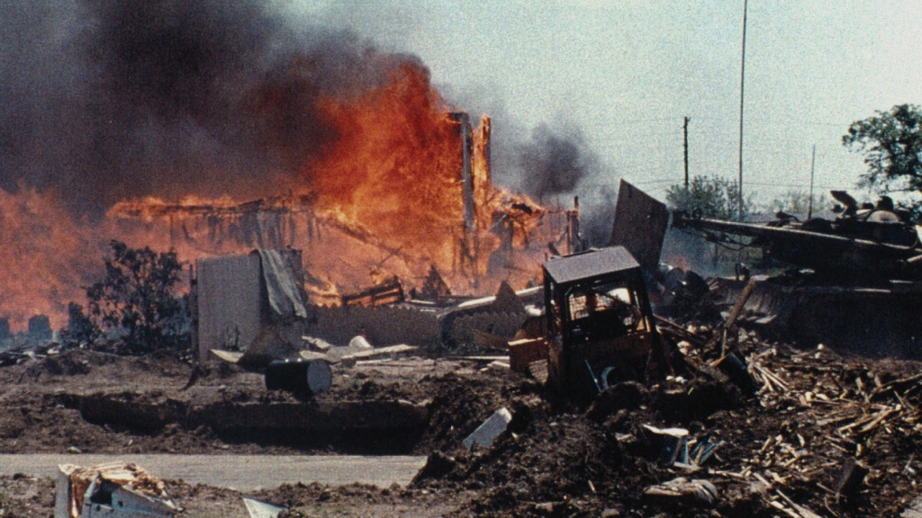 Waco: American Apocalypse Mt. Carmel burning